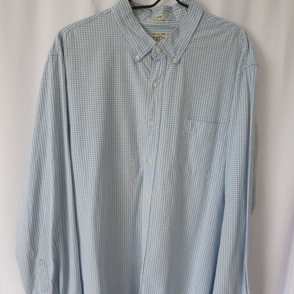 J Crew Men's Slim Cut‎ Button Down Shirt